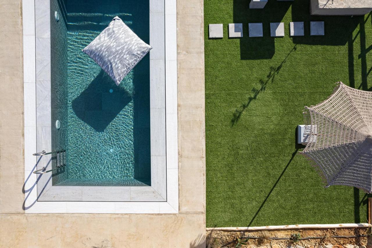Carob Villas, An Eco-Friendly Hideaway Sissi Exteriör bild
